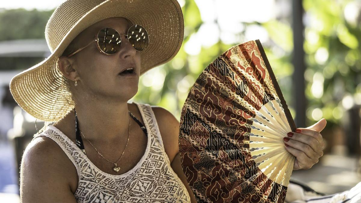 urmeaza zile cu canicula si nopti tropicale meteorologii au emis un cod galben pentru bucuresti si 15 judete