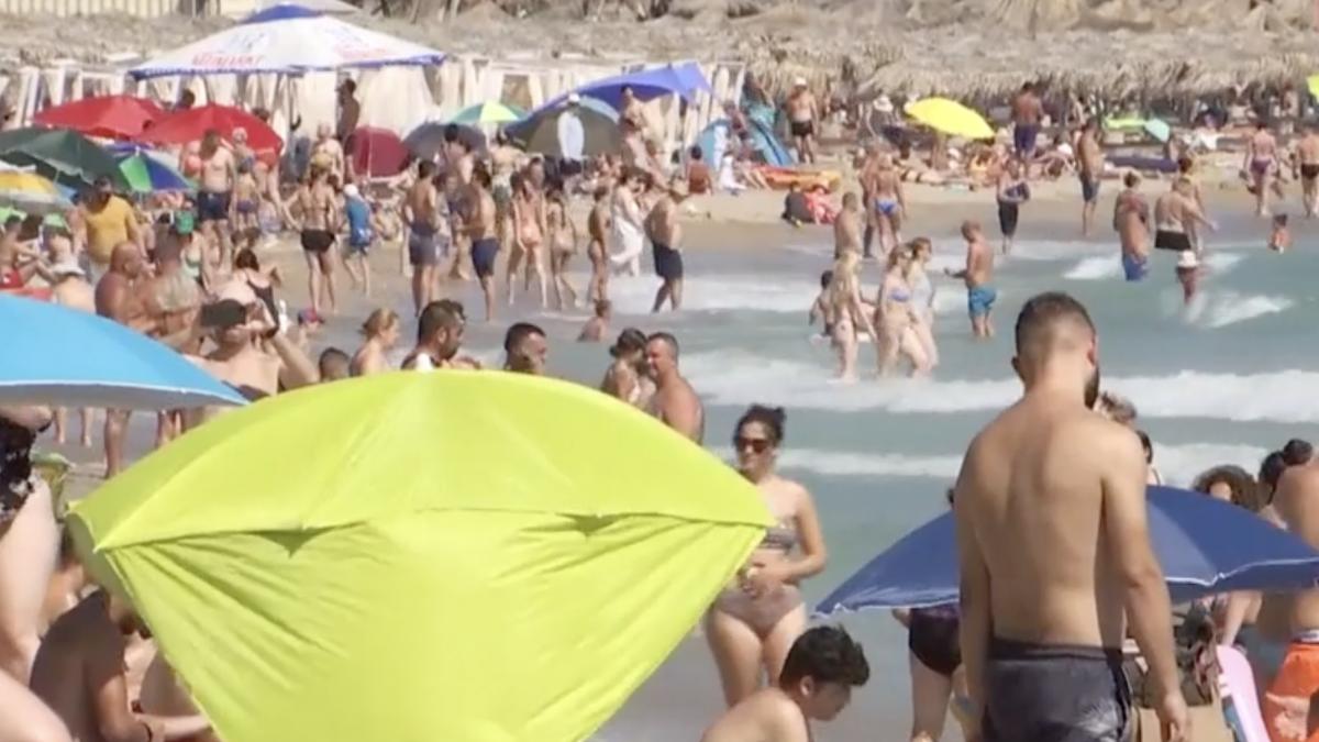 nu mai este cum a fost odata turistii arata cum s a schimbat vama veche tot ce e acasa la tine gasesti si aici