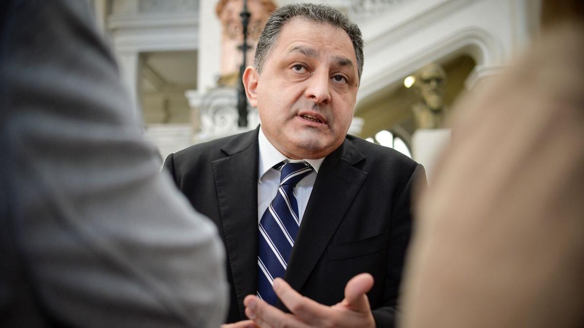 marian vanghelie a fost audiat la dna fostul primar al sectorului 5 spune ca este un nou dosar marian vanghelie a fost audiat la dna fostul primar al sectorului 5 spune ca este un nou dosar