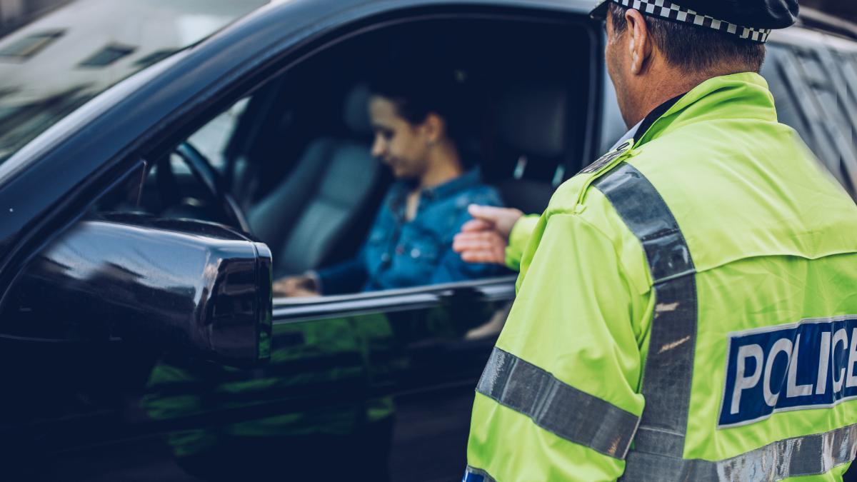 trei politisti de la brigada rutiera bucuresti urmariti penal pentru luare de mita ce sume cereau de la soferi ca sa nu le dea amenzi