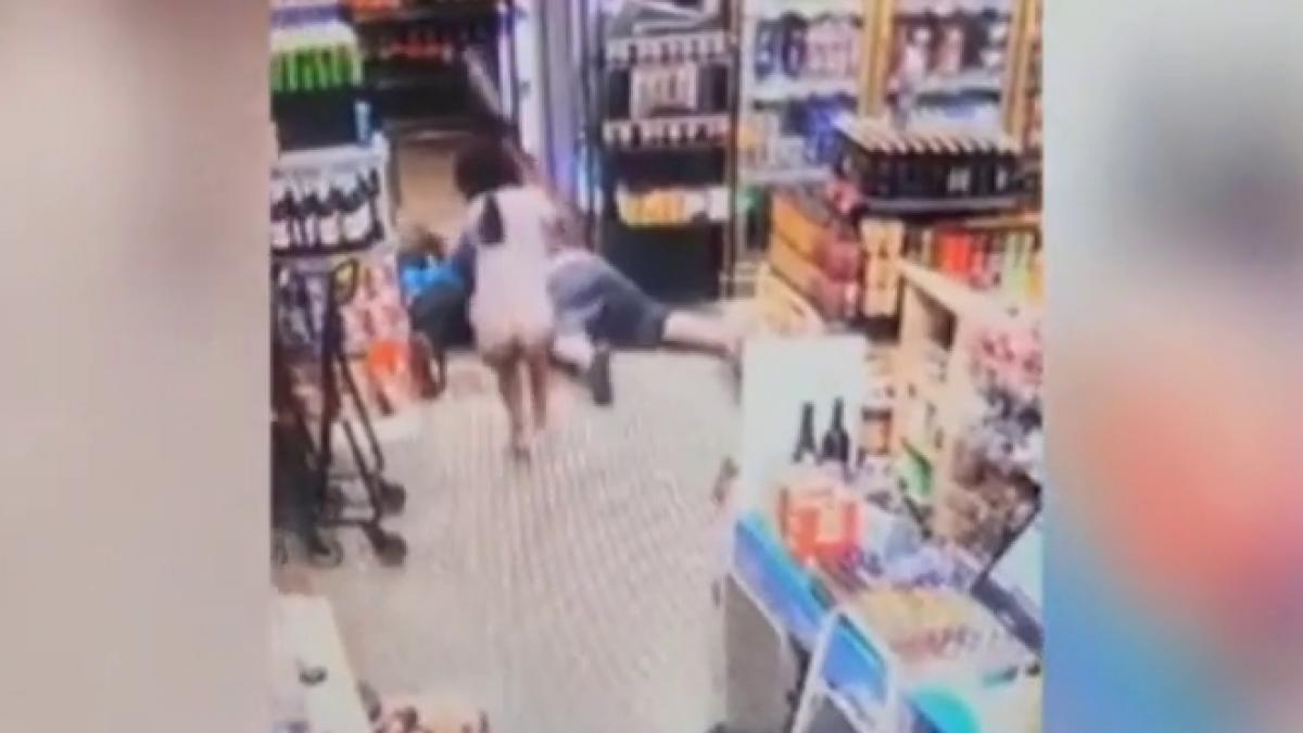 o fetita de 8 ani a devenit eroina in sua dupa ce a alungat un hot dintr un supermarket nu mi a venit sa cred