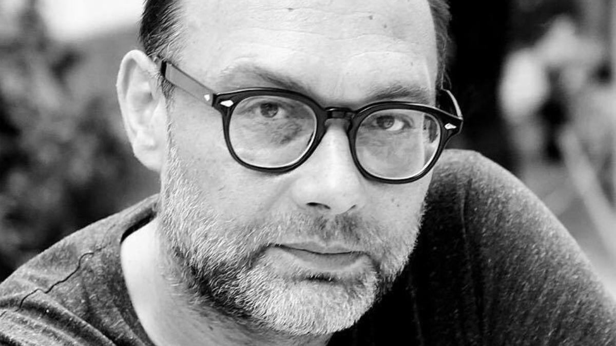 a murit regizorul bogdan budes de la teatrul de arta din bucuresti avea 52 de ani