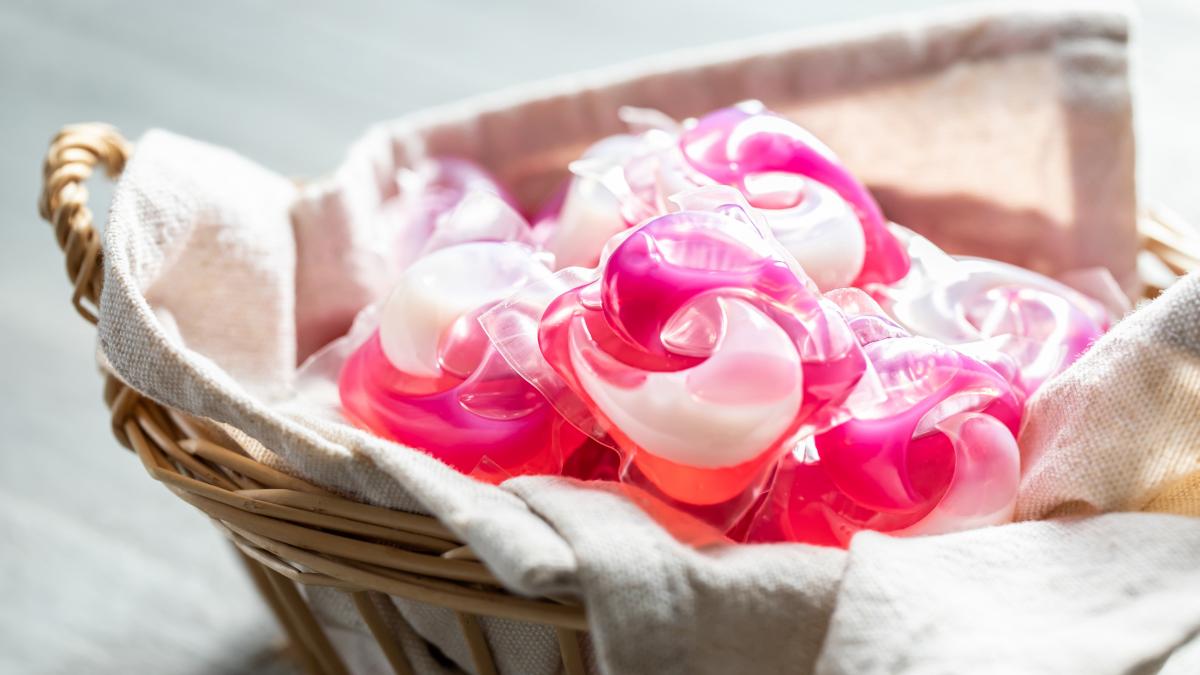 o femeie a murit dupa ce a confundat capsulele de detergent cu dulciuri