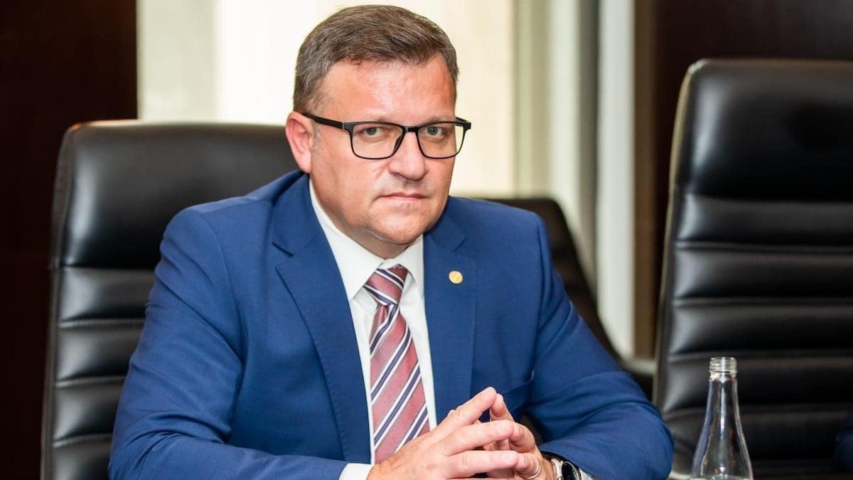 marius budai singurele guverne care au inghetat pensiile au fost guverne de dreapta