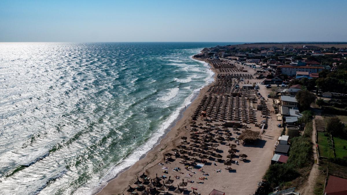 cat costa cazarea la mare la 3 stele in septembrie 2024 romanii pot plati cu tichete de vacanta in programul litoralul pentru toti