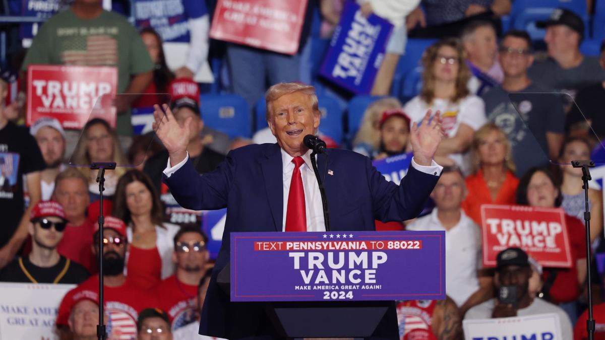 trump participa la primul miting in aer liber de la tentativa de asasinat va fi inconjurat de un panou de sticla antiglont