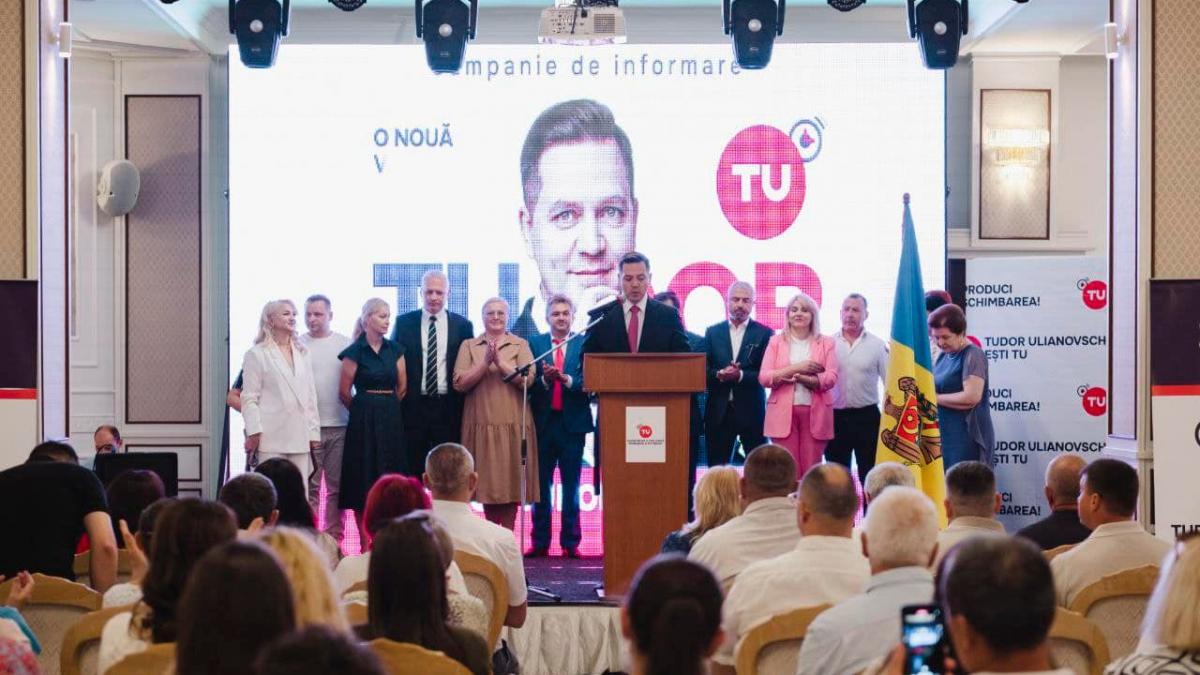 7 candidati la presedintia republicii moldova fostul ministru de externe tudor ulianovschi cere o moldova normala