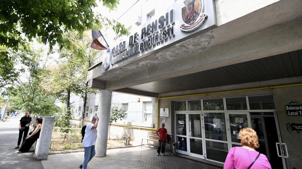 romanii care sunt asteptati la casele de pensii pentru recalculare lucian romascanu le cerem iertare acestora