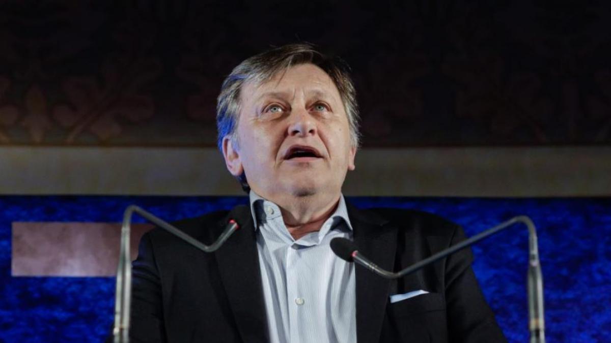 crin antonescu despre atacurile din coalitie e o piesa de teatru clasica pnl vrea votanti psd ul are aceeasi placa
