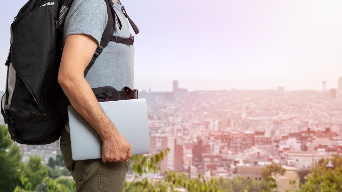 regiunea din europa care ofera pana la 15 000 de euro pentru nomazii digitali banii se dau intr o singura transa