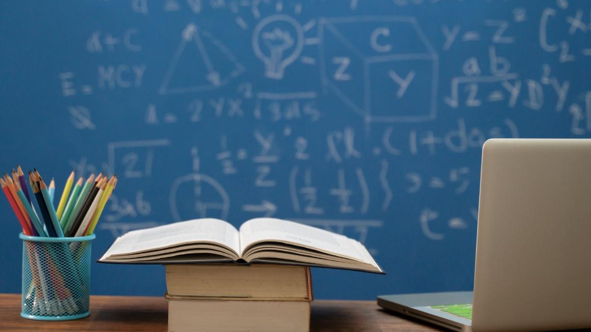 cum isi asteapta scolile din romania elevii unele sunt renovate altele inca sunt santiere in lucru