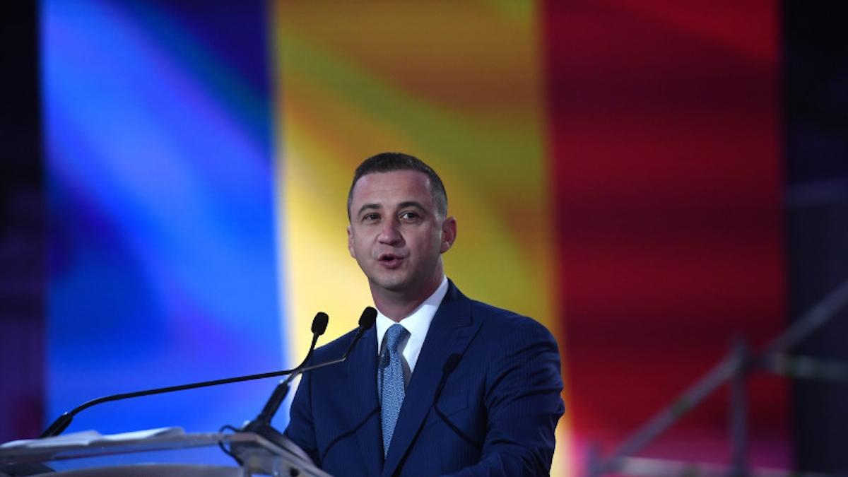 alfred simonis renunta la presedintia camerei deputatilor ma retrag si nu mai candidez pentru nicio alta pozitie in parlament