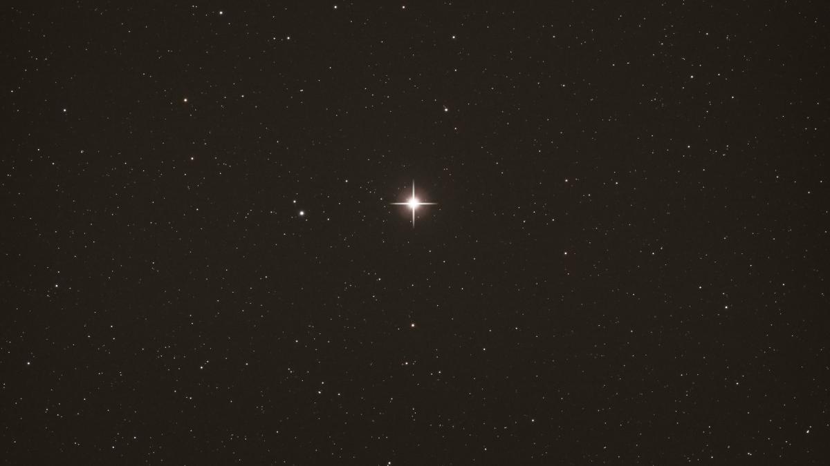 steaua nordului asa cum nu a mai fost vazuta vreodata primele imagini de inalta rezolutie cu polaris colectate de cercetatori