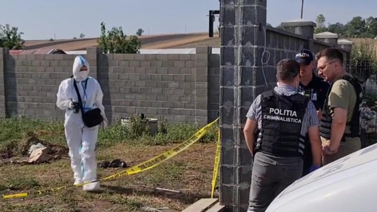 un tanar din ucraina a fost gasit impuscat in cap intr o ferma din botosani langa el se afla o arma de vanatoare