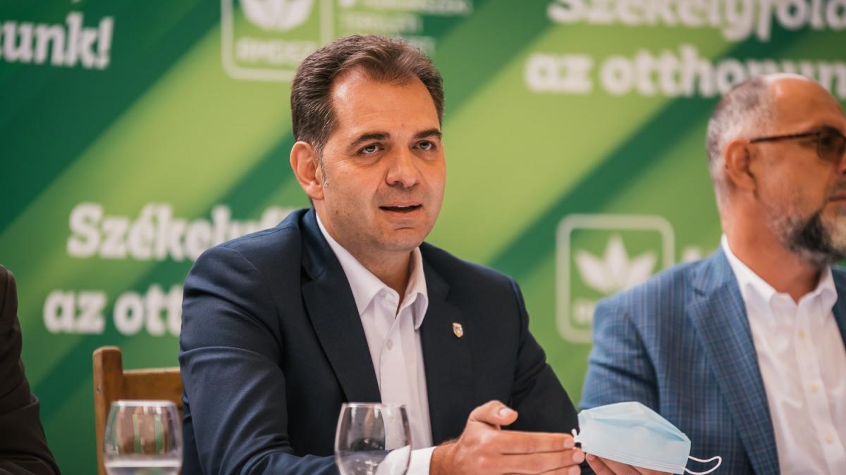 scandal la covasna dupa ce primarul udmr din sfantu gheorghe a propus infiintarea unui consiliu consultativ al romanilor