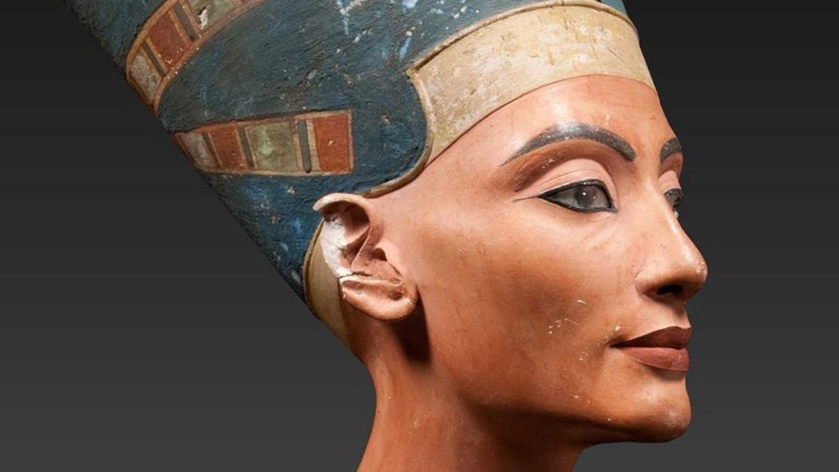 egiptul cere restituirea bustului reginei nefertiti aflat la un muzeu din berlin povestea celebrului artefact din perioada faraonica
