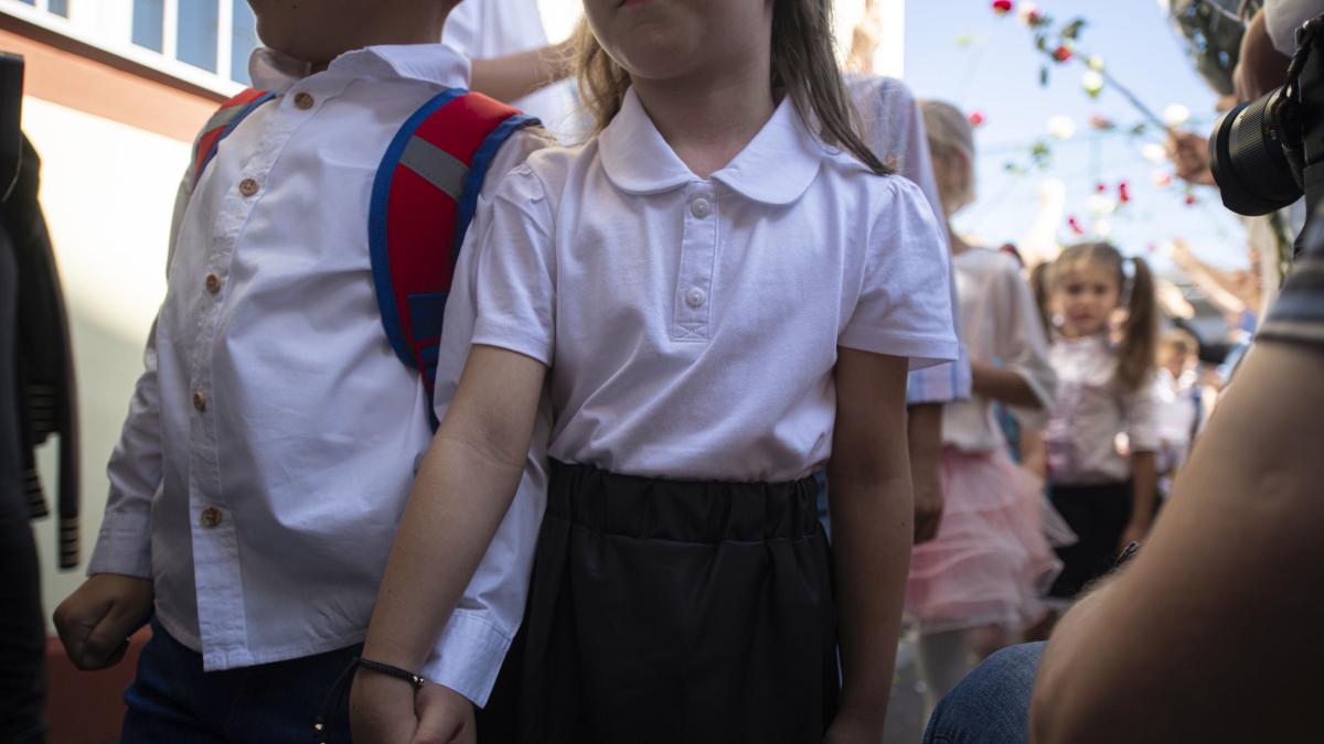 Începe noul an școlar 2024 - 2025: Recomandările Poliției „pentru ca elevii să fie în siguranţă” pe drum spre școală și la cursuri