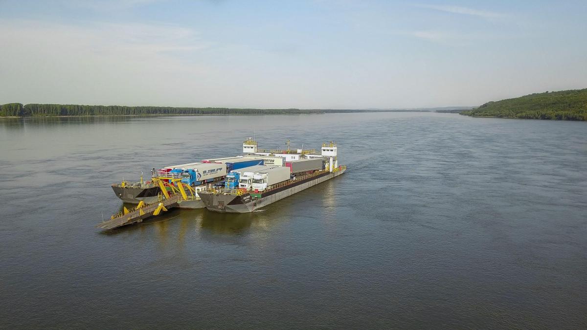 bacul care face legatura cu bulgaria a fost oprit din cauza nivelului scazut al dunarii recomandarile politiei de frontiera