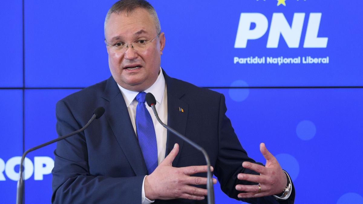 ciuca aproximativ 200 000 de oameni care au stat o viata intreaga in slujba tarii vor beneficia de o crestere justa a veniturilor