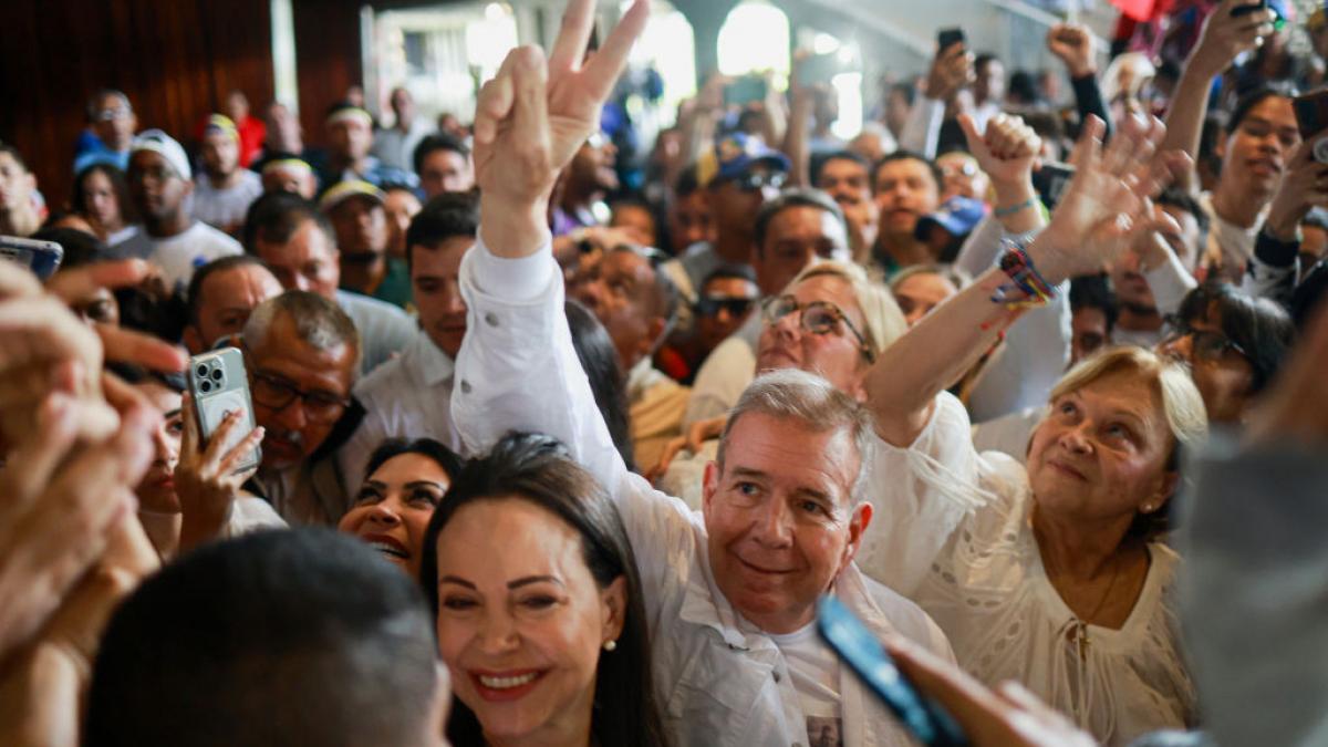 premierul spaniol spune ca acordarea de azil candidatului de opozitie din venezuela este un gest de umanitate