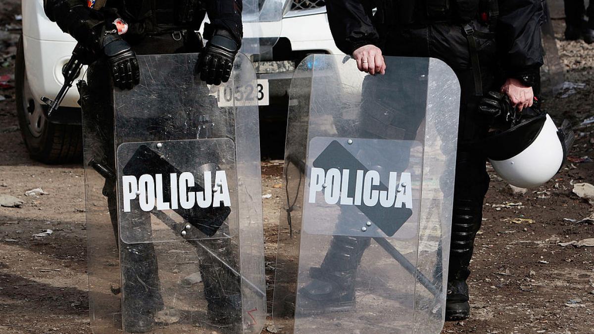 tensiuni intre kosovo si serbia mai multi sarbi au fost arestati presedintele vucic cere ajutorul occidentului sa ia masuri reale