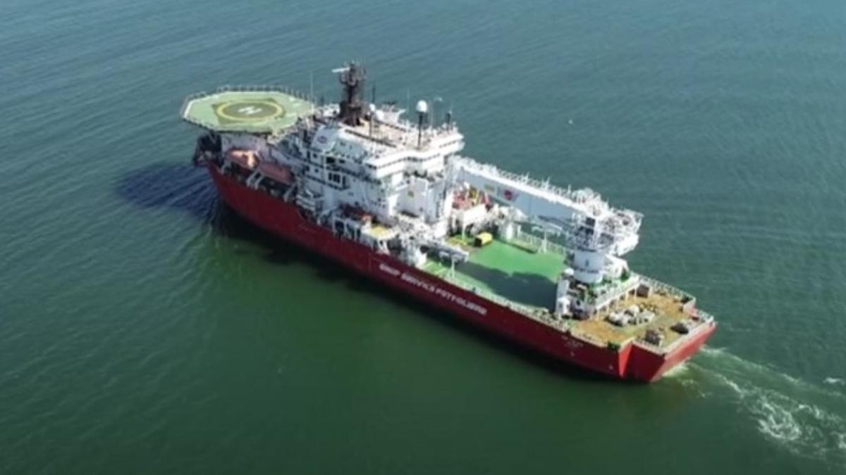 apel disperat pe o nava in turcia marinarii romani au scris help pe o panza agatata de vasul acostat ne au distrus psihic