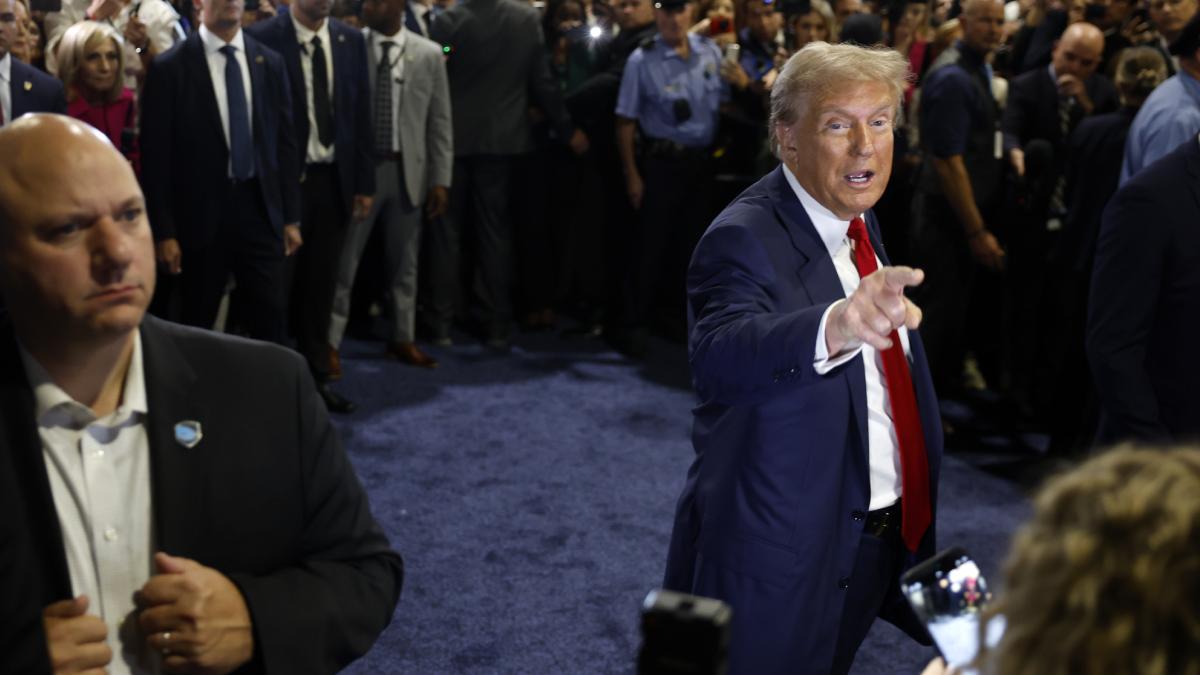 donald trump sustine ca a avut cea mai buna prestatie la dezbaterea de marti in privat aliatii sai il contrazic