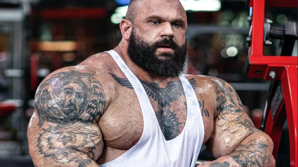 a murit cel mai monstruos culturist din lume sportivul avea sapte mese pe zi cu 16 500 de calorii