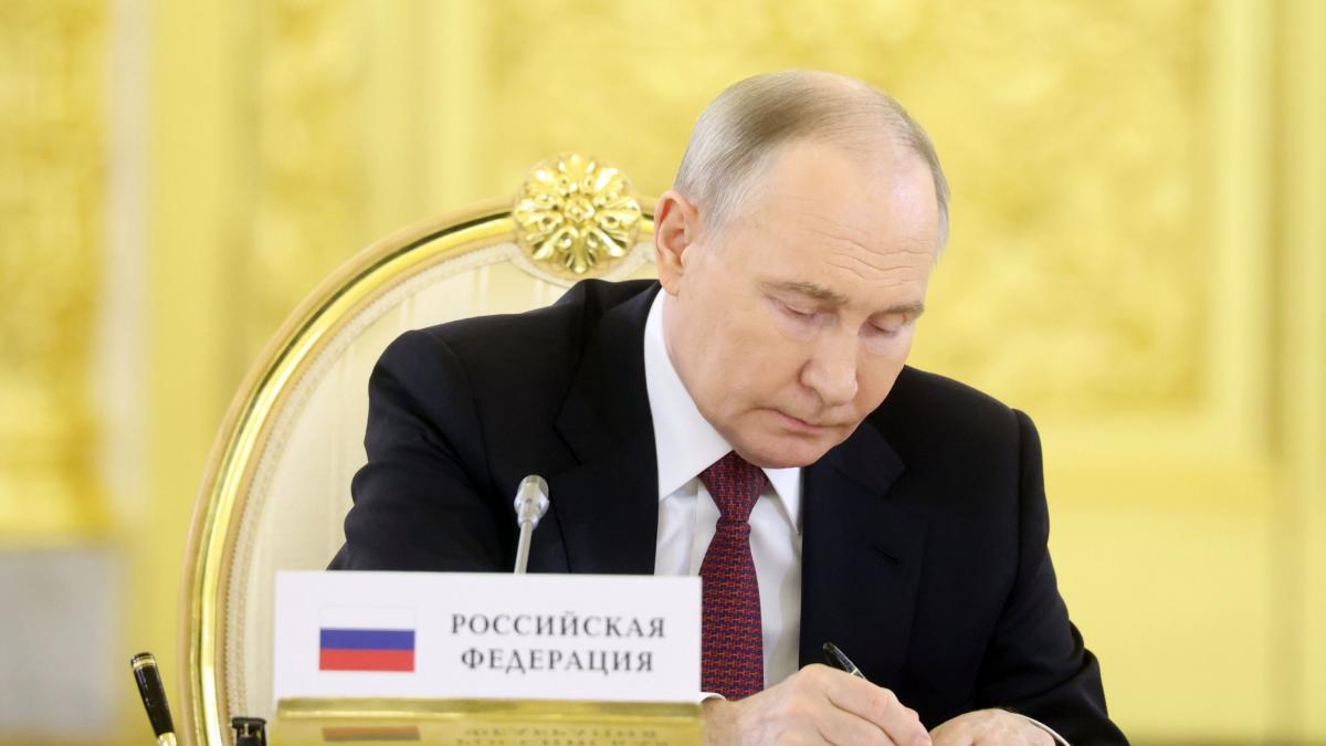 putin le cere generalilor sa gaseasca soldati a semnat decretul pentru noi recrutari in armata rusa