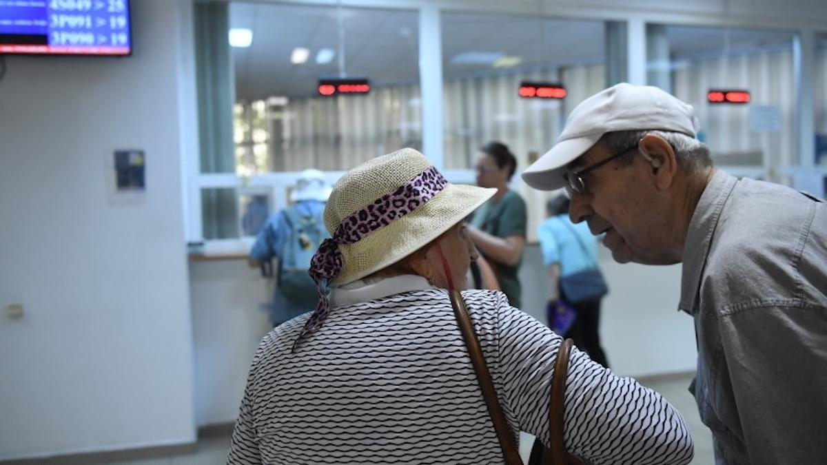 a inceput mica recalculare a pensiilor care este data limita pana cand pensionarii trebuie sa depuna adeverintele