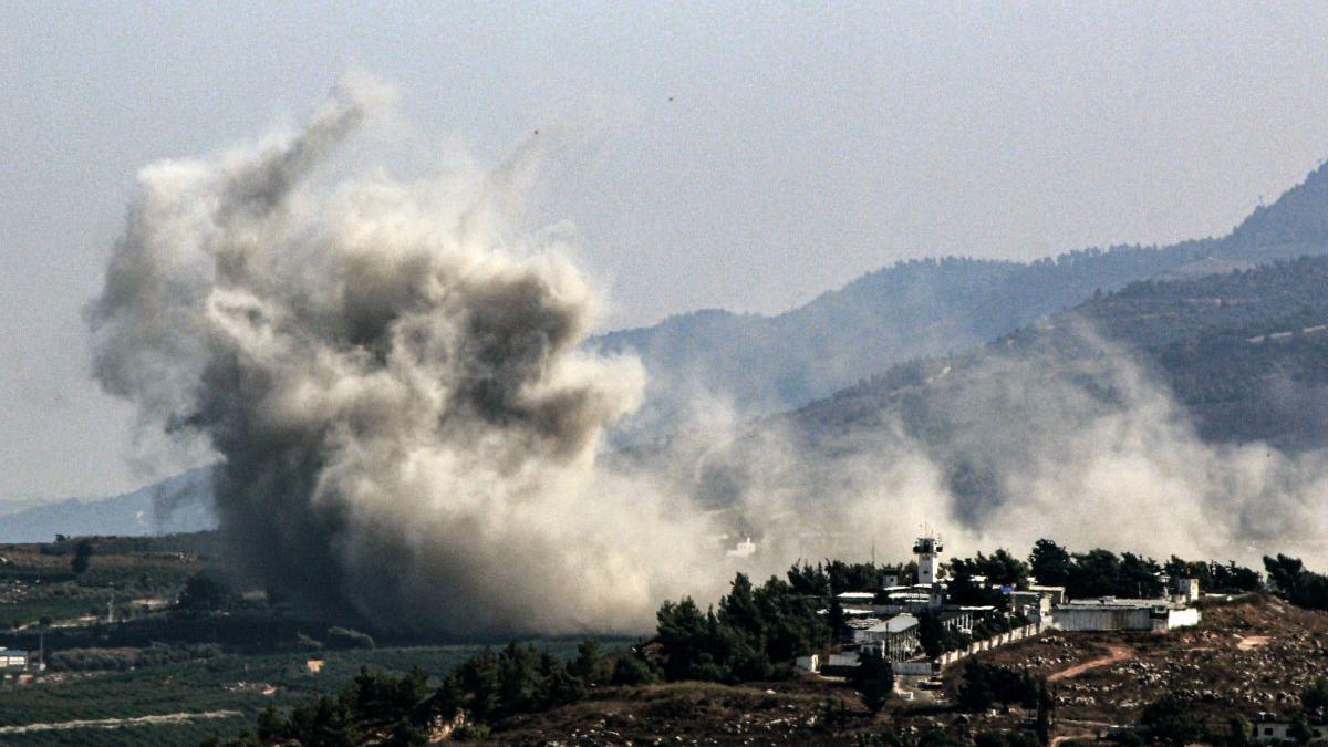 israelul reactioneaza la o zi dupa exploziile din liban soldate cu 12 morti si mii de raniti