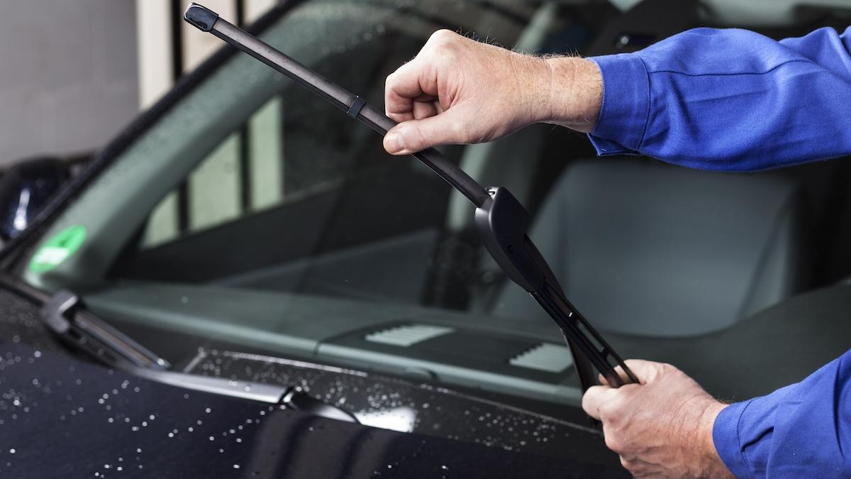 atentie la stergatoarele auto acestea trebuie sa fie certificate rar