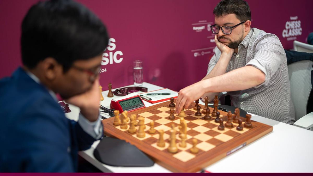 federatia internationala de sah va lua in considerare ridicarea partiala a interdictiei sahistilor din rusia si belarus