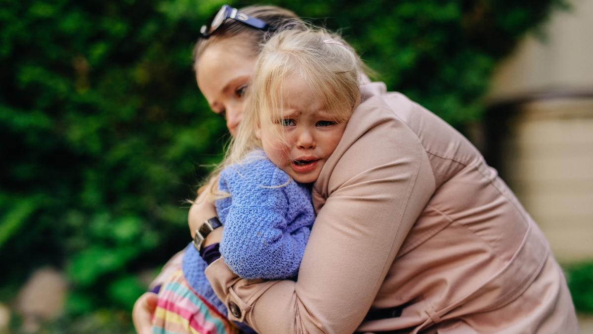 ce obligatii legale au parintii care pleaca din tara si isi lasa copiii in grija apropiatilor putini dintre ei stiu asta