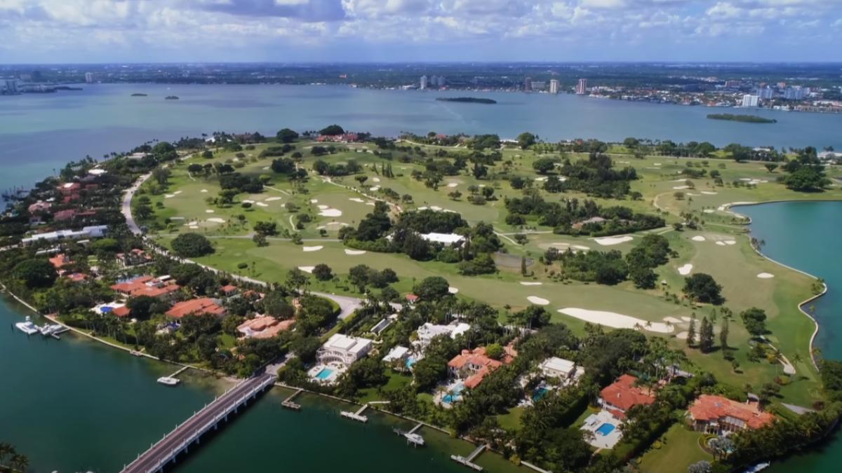 imagini rare din buncarul miliardarilor cum arata insula inconjurata de un sistem de radare construit de israel