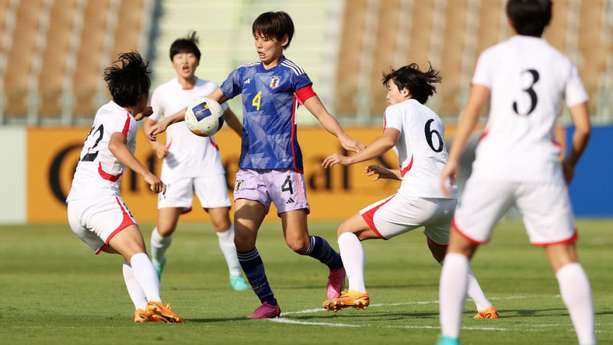 coreea de nord a castigat cupa mondiala metroul din phenian este plin de mesaje propagandistice de felicitare