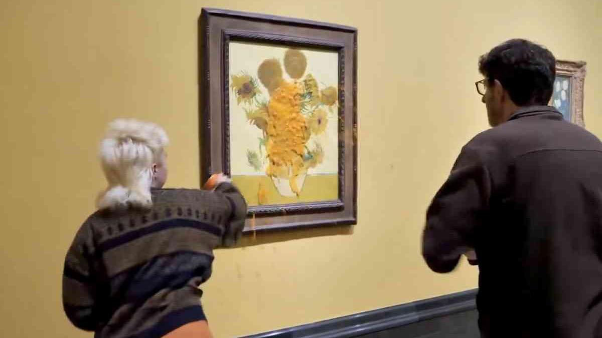 tablouri de van gogh vandalizate din nou trei activisti au aruncat cu supa pe picturile celebre