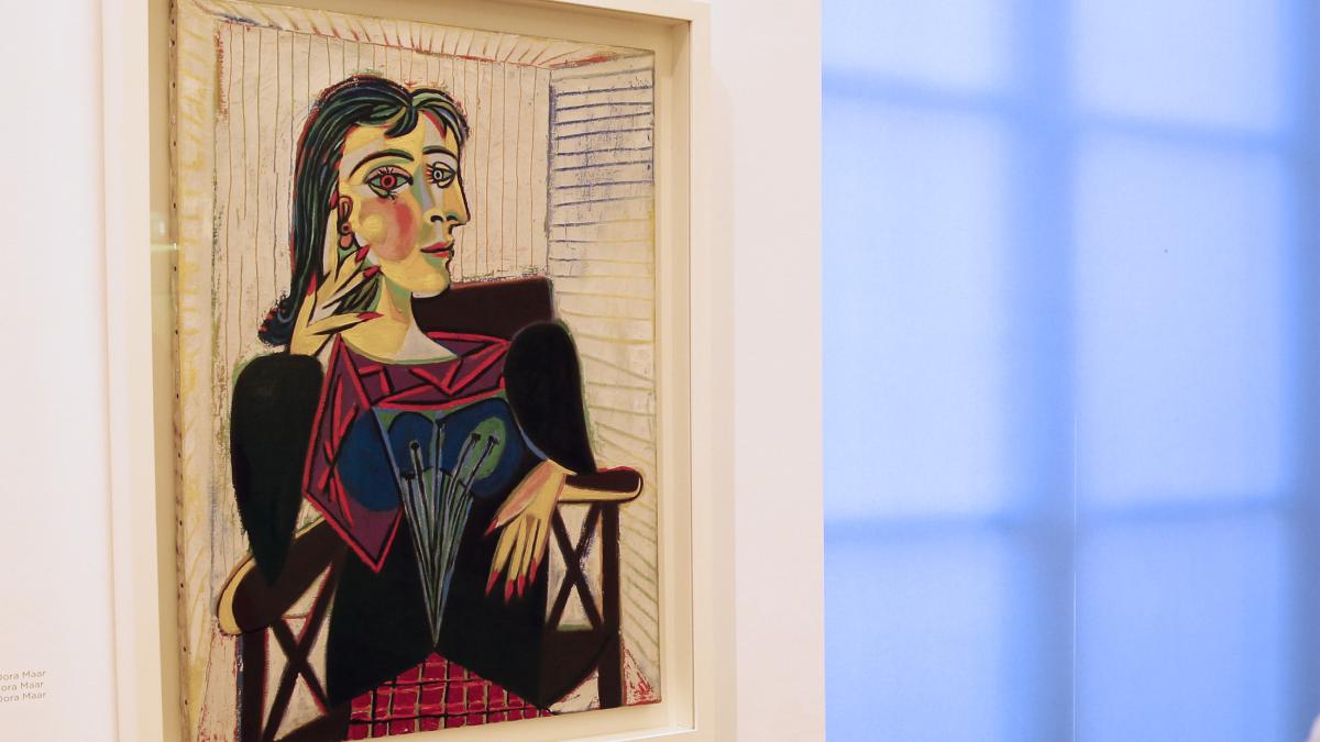 a adus o comoara acasa dar a aflat abia dupa 60 de ani cum a descoperit un negustor ca avea 12 milioane de euro in sufragerie