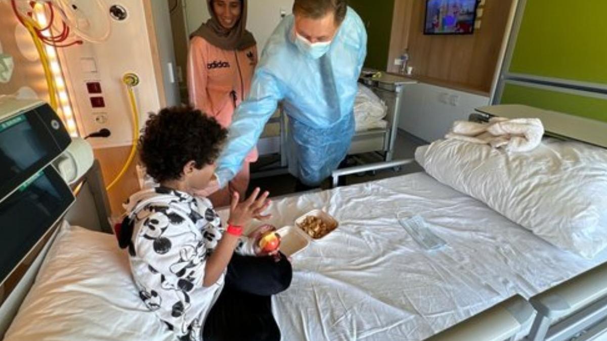 care este starea copiilor refugiati din gaza tratati in spitalele din romania ministrul sanatatii i a vizitat astazi