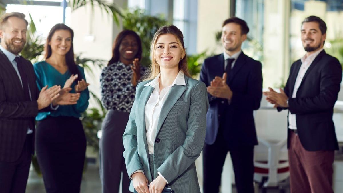 ghid in 4 pasi pentru a te transforma din manager in lider