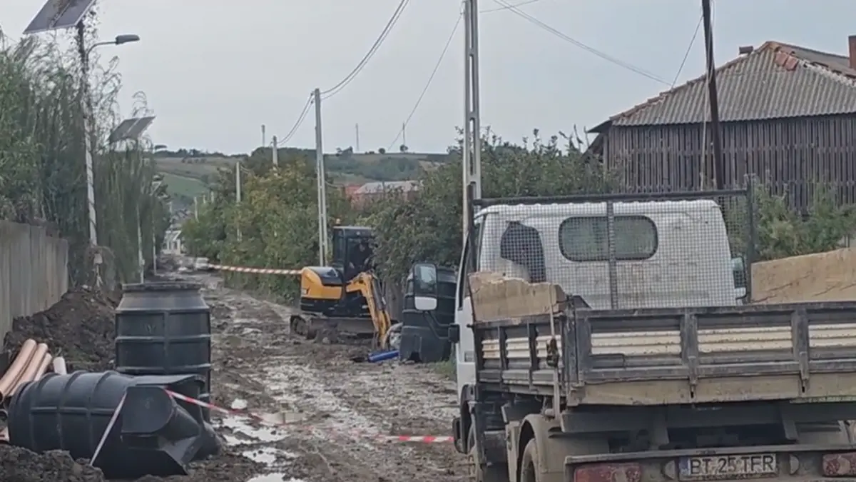 revolta intr o comuna din bacau oamenii sunt ingropati in noroaie dupa ce o firma a gresit lucrarile la reteaua de canalizare