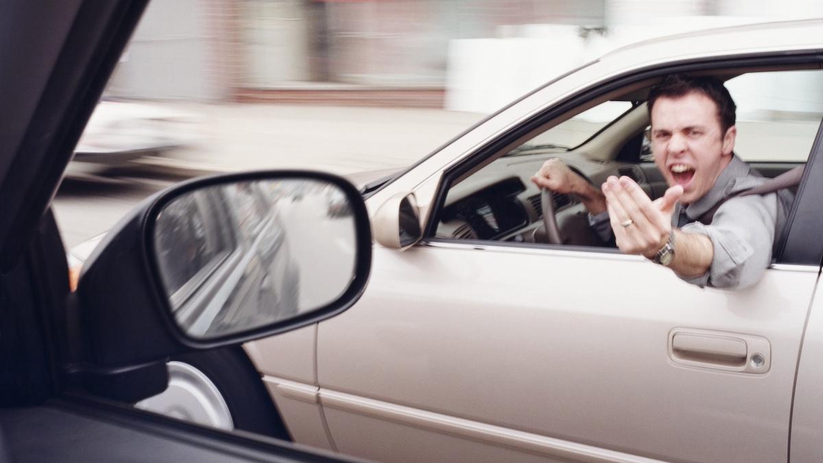 ce nu stiai despre persoanele care injura la volan