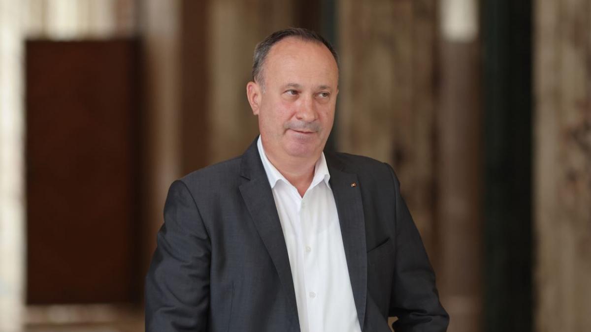 adrian caciu spune ca venitul mediu lunar pentru economisire a crescut cu 37 fata de anul trecut de la 941 de lei la 1 290 de lei