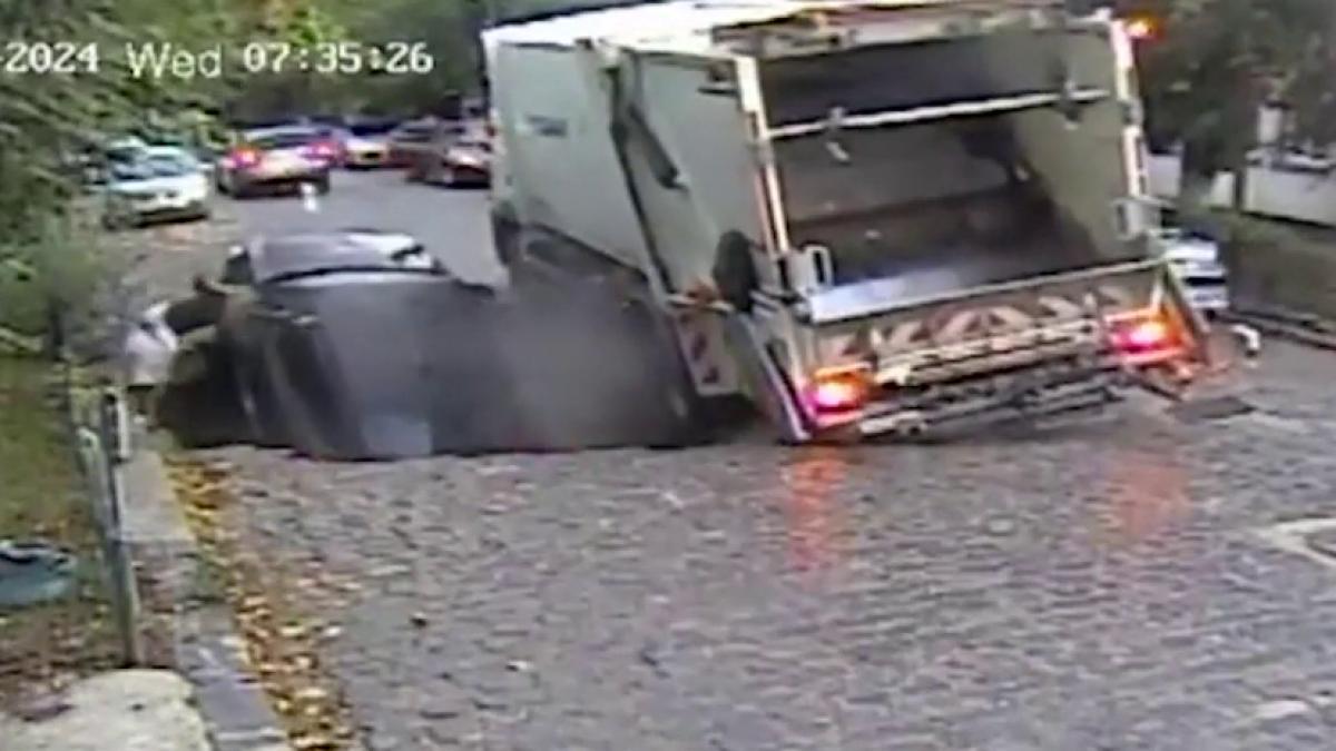 momentul in care strada din sectorul 6 se surpa brusc un copil de 5 ani este inghitit de craterul urias