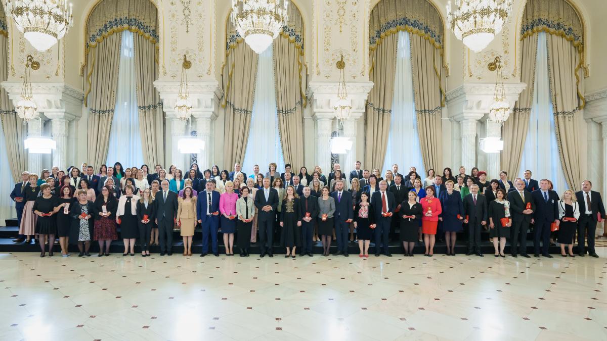 Unul dintre liceele premiate de Klaus Iohannis a avut doar doi elevi la Bacalaureat, unul dintre ei l-a picat inițial