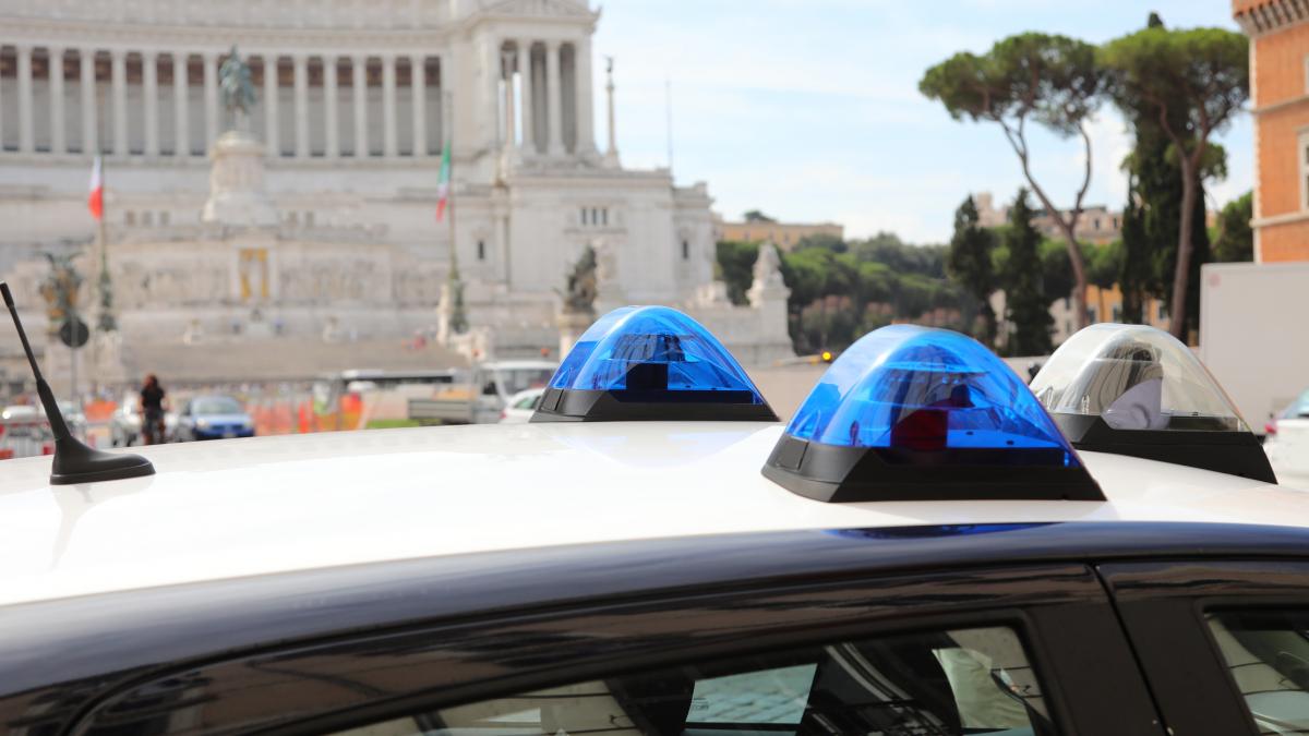 teroare in autobuzele din roma hotii le baga degetele in ochi calatorilor ca sa i jefuiasca