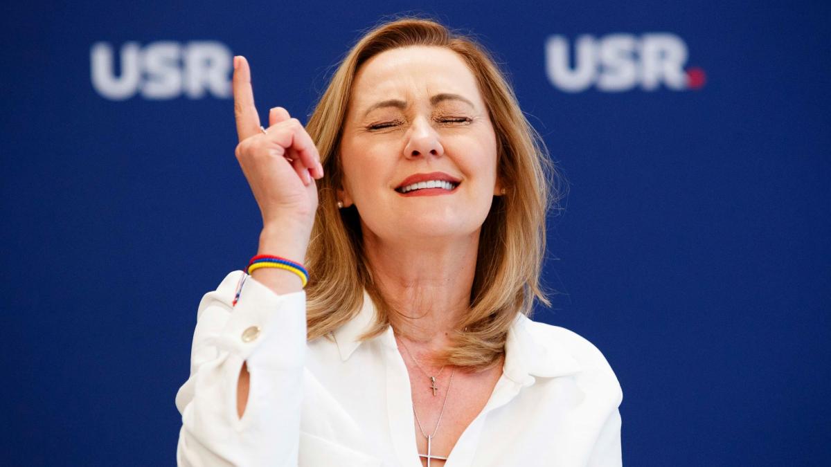 ce raspunsuri halucinante are elena lasconi la intrebari despre politica externa nato si trupele din romania