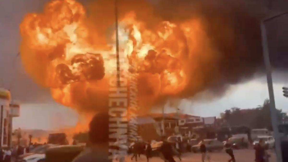 explozie uriasa la o benzinarie din groznii 4 persoane printre care 2 copii ar fi fost ucise