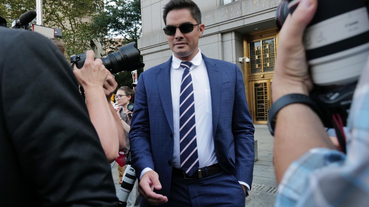 fostul director al bursei de criptomonede ftx si a actualizat profilul de linkedin cu noua functie detinut in inchisoare