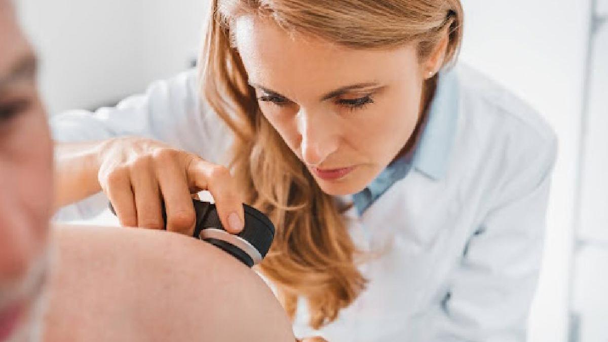 ce nu trebuie sa lipseasca din geanta de teren a unui asistent medical